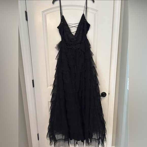 Lucille V Neck Tier Tule Dress Black Size XL NWT - Picture 3 of 9